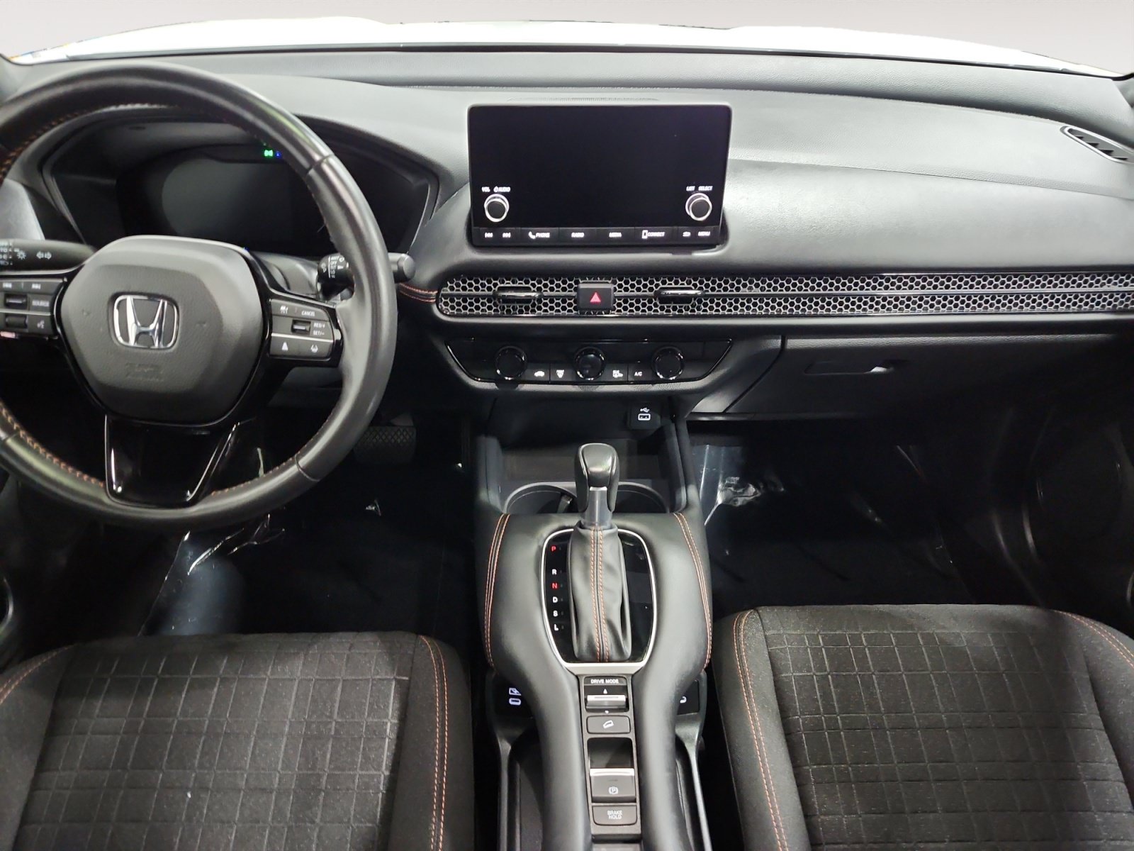 Used 2025 Honda HR-V Sport image 12