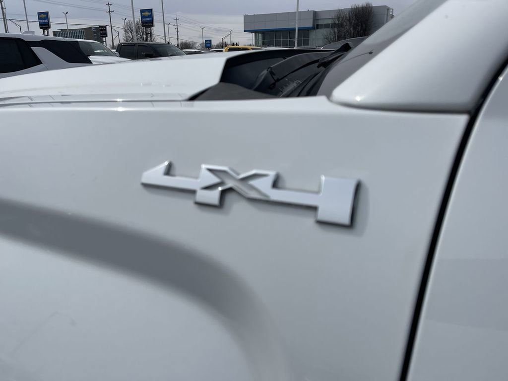 Used 2018 GMC Sierra 1500 Base image 3