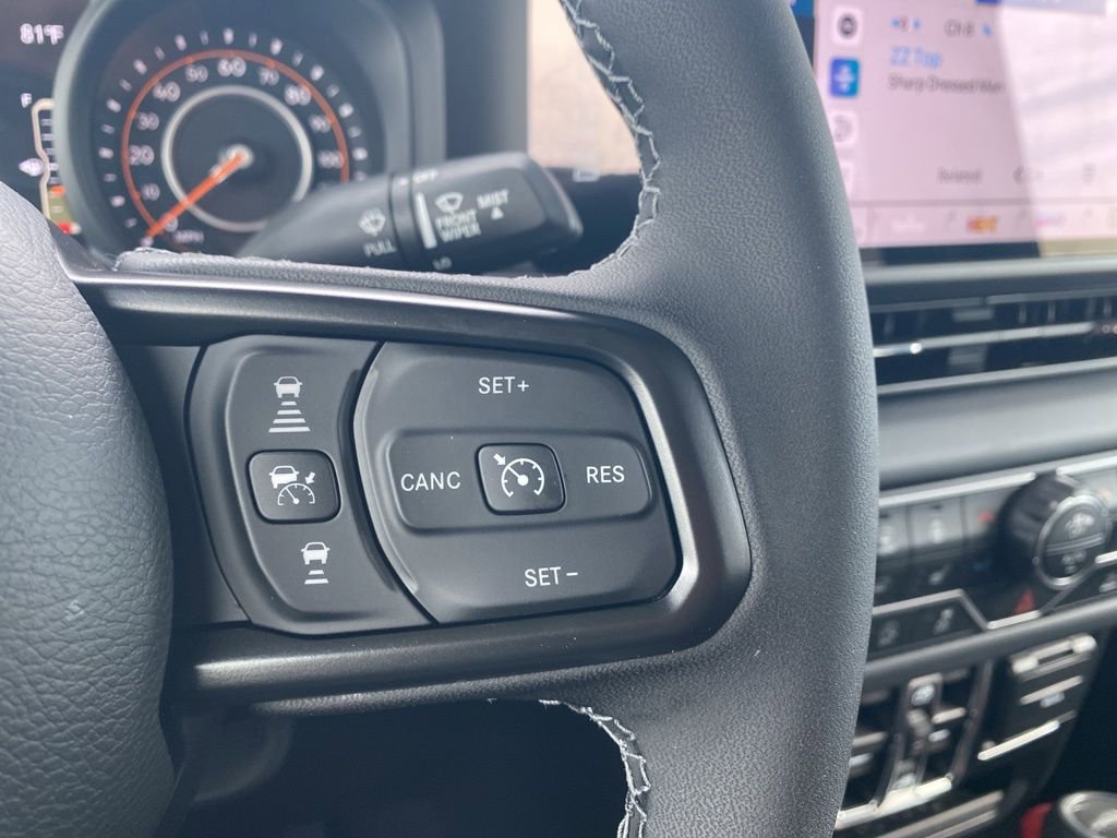 Used 2025 Jeep Gladiator High Tide image 18