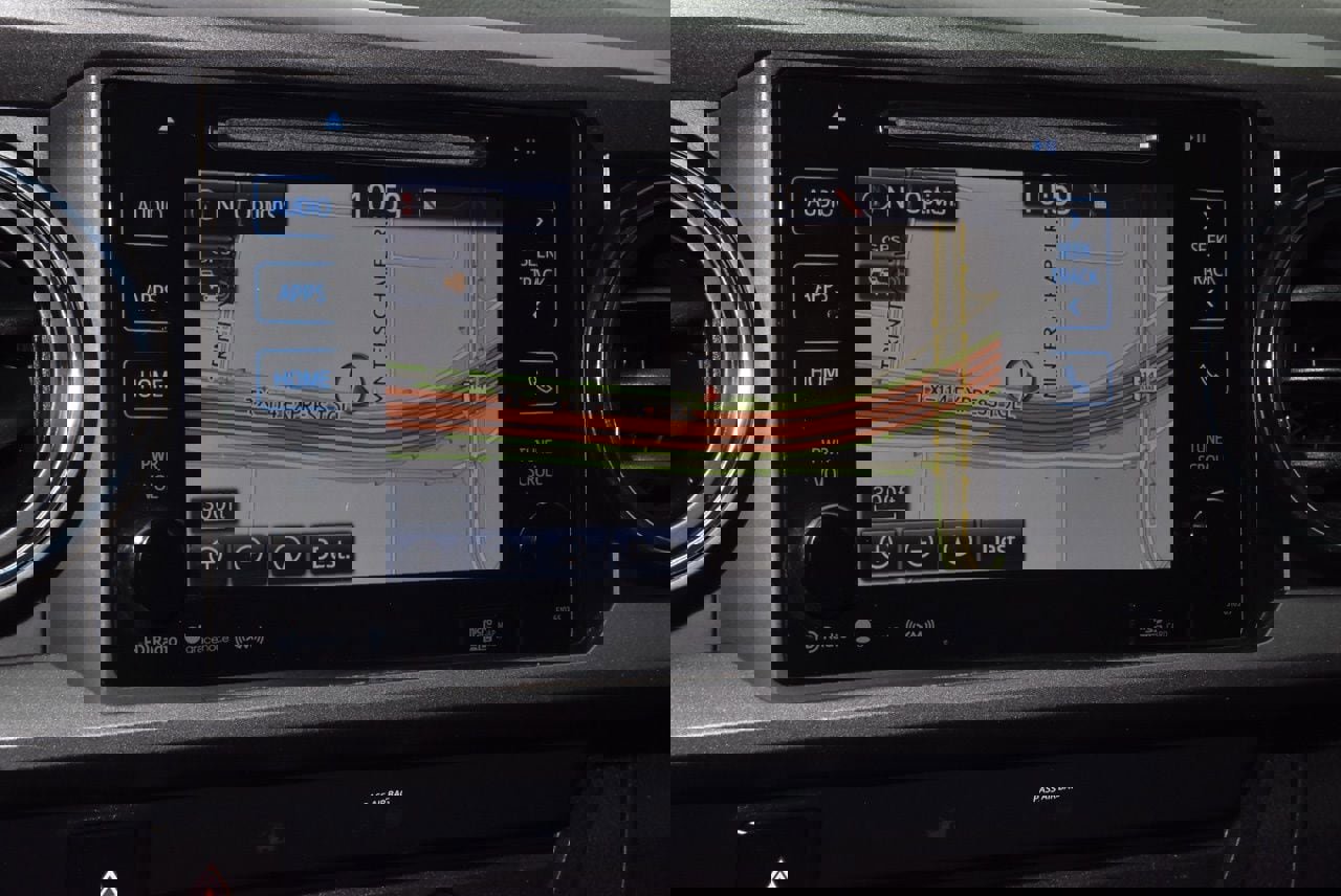 Used 2019 Toyota Tacoma TRD Sport w/ Technology Package image 26