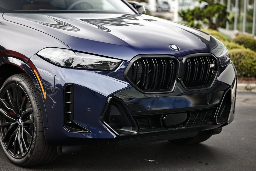 New 2026 BMW X6 M60i w/ Executive Package image 2