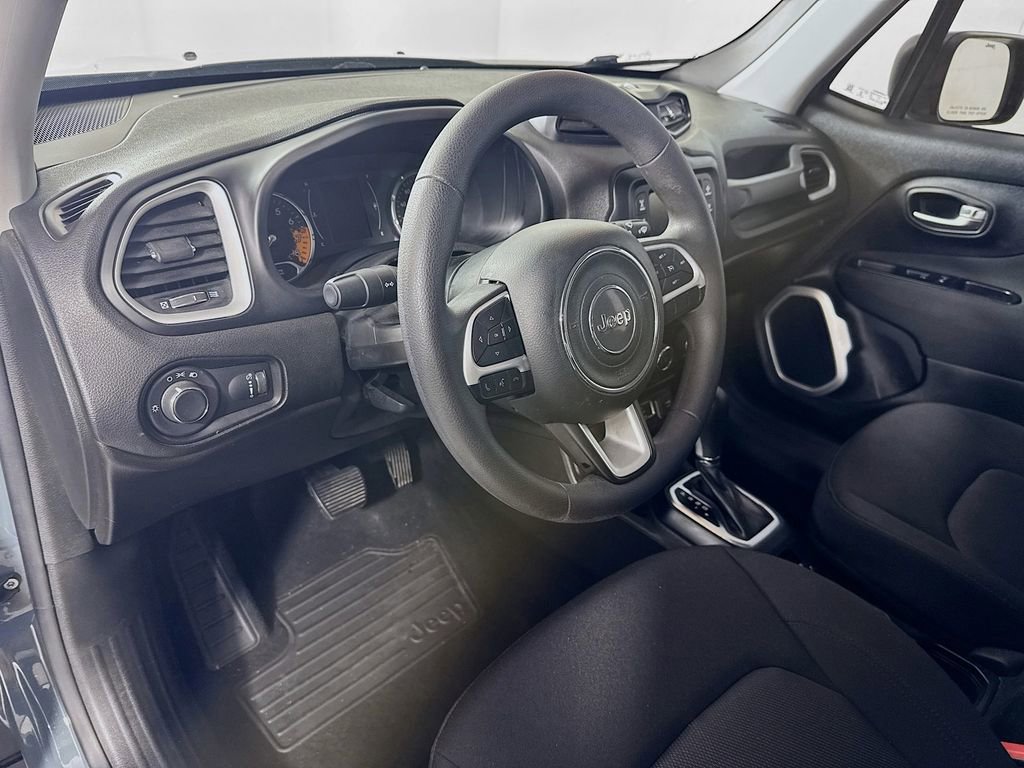 Used 2018 Jeep Renegade Sport w/ Power & Air Group image 9