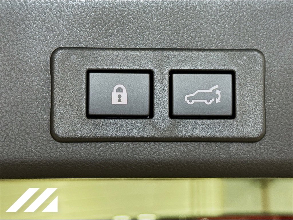 Used 2025 Subaru Ascent Bronze Edition w/ Popular Package #2 image 30