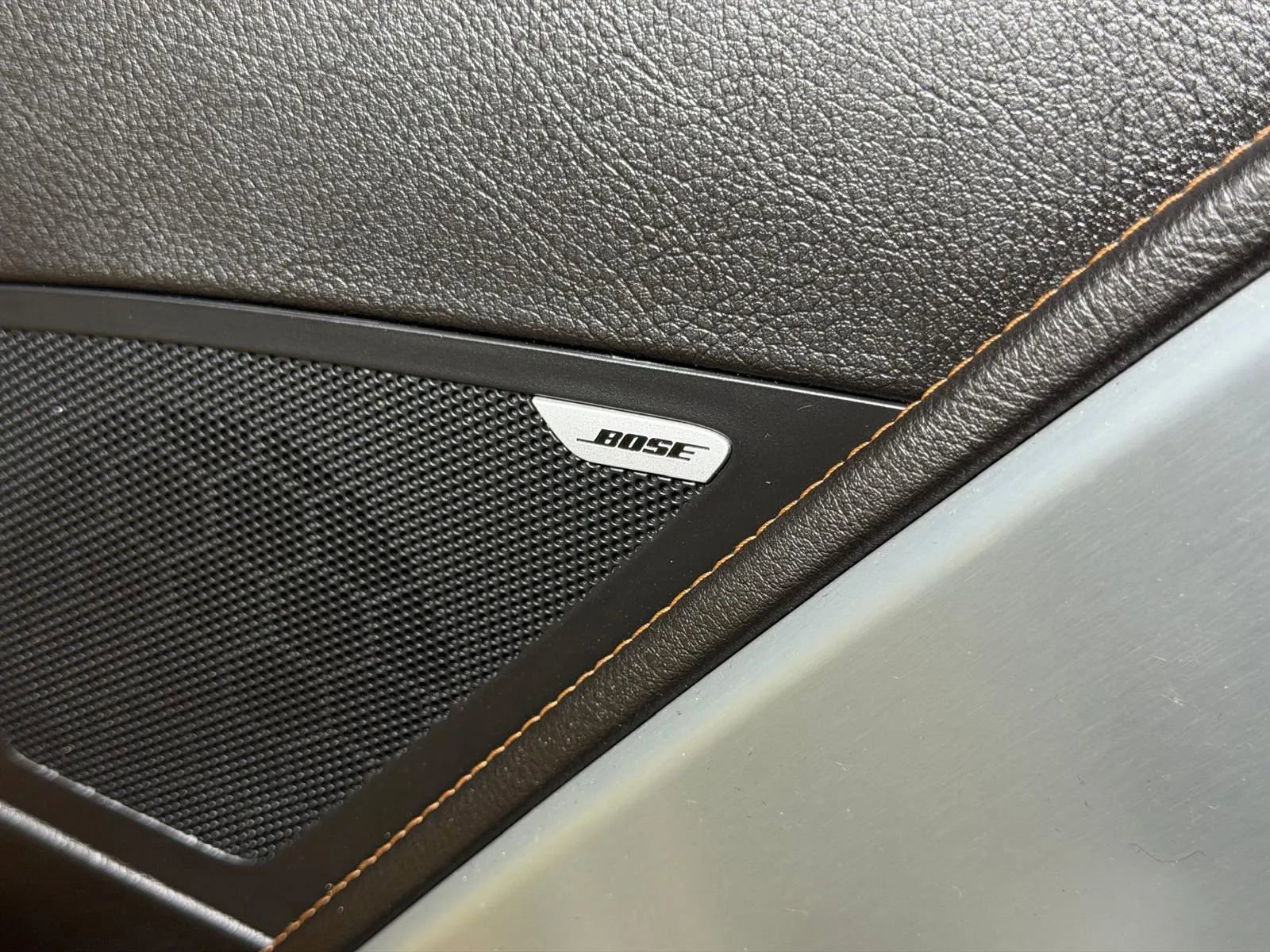 Used 2015 Chevrolet Corvette Stingray Coupe w/ 2LT Preferred Equipment Group image 18