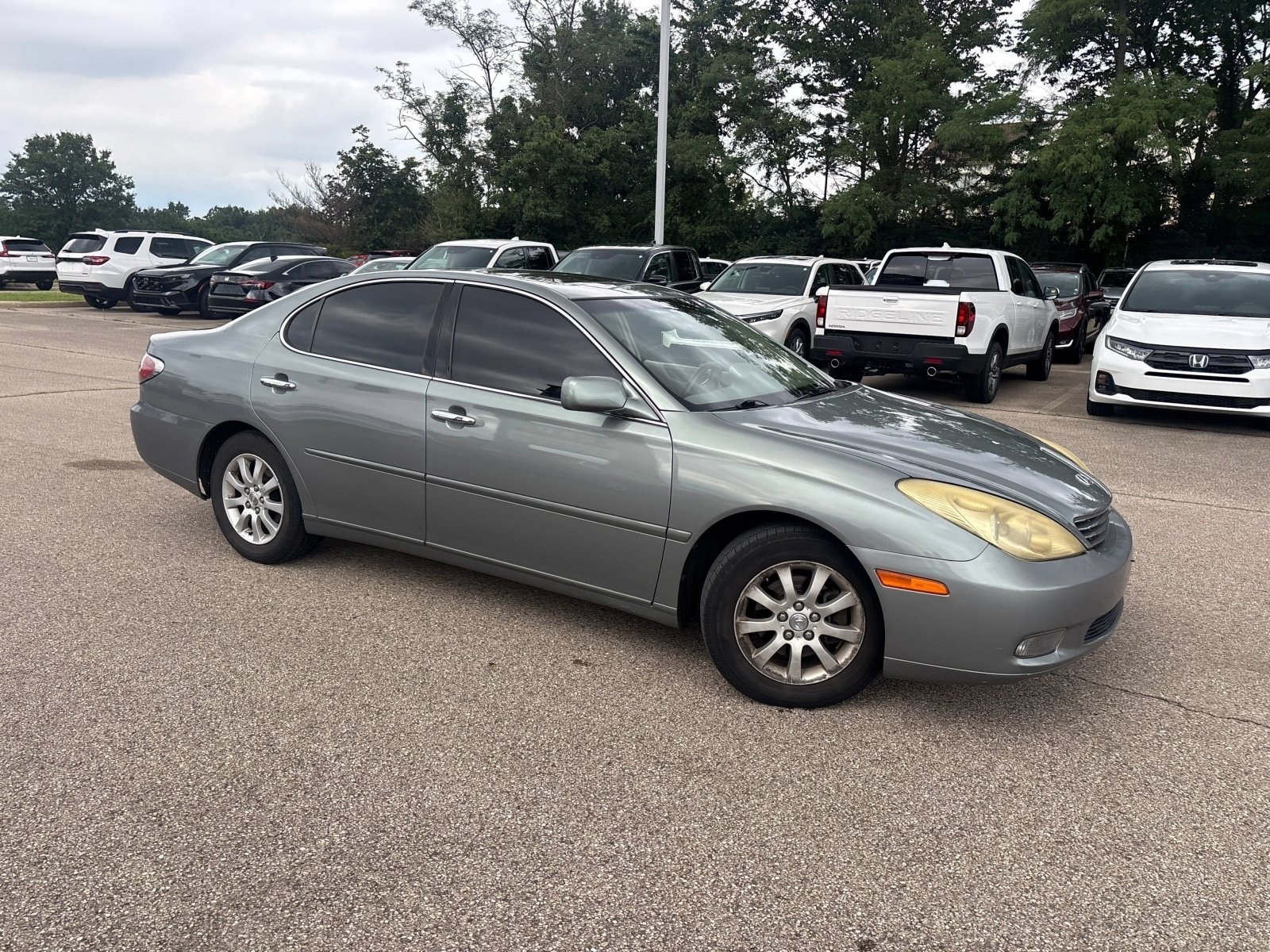 Used 2004 Lexus ES 330 FWD image 22