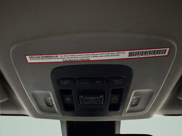 Used 2022 Toyota Camry XLE w/ Navigation Package image 25