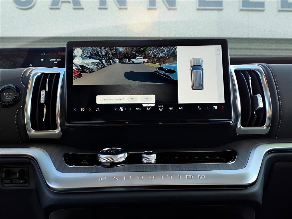 New 2025 Ford Expedition Platinum w/ Platinum Ultimate Package image 13