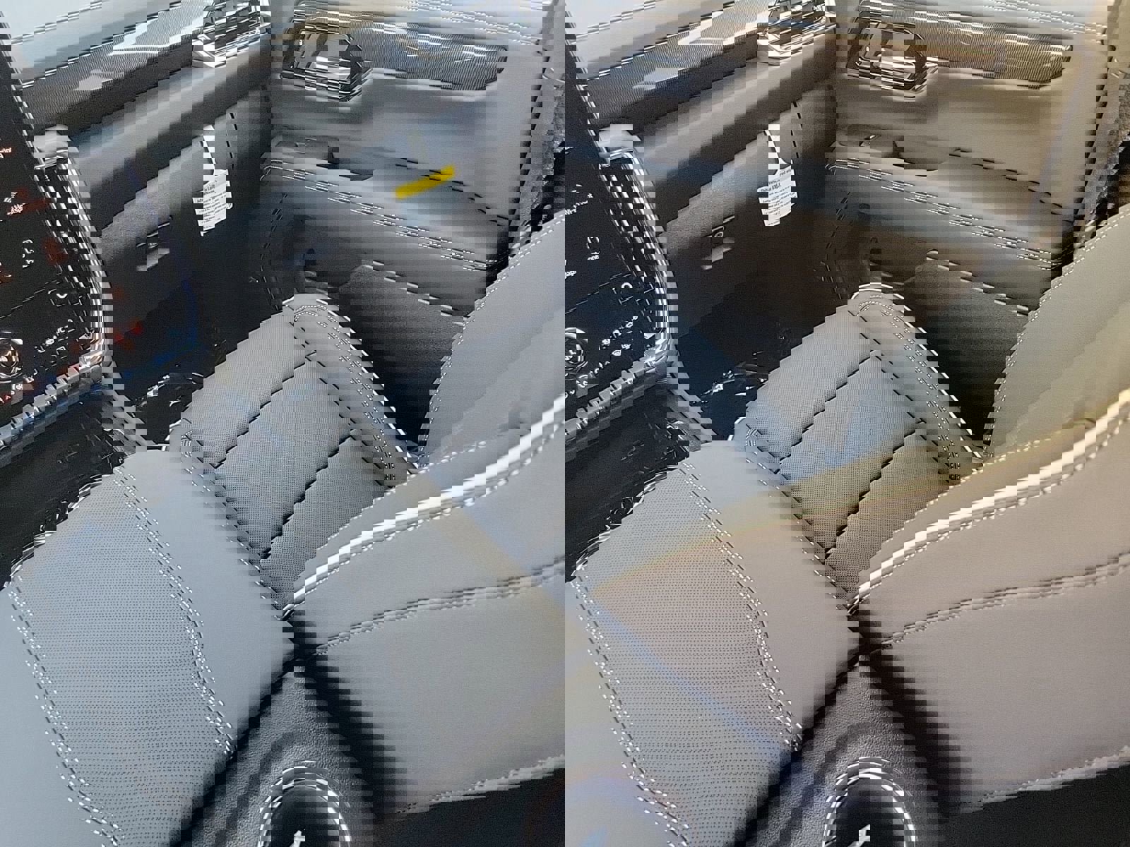 New 2026 GMC Yukon XL Elevation image 15