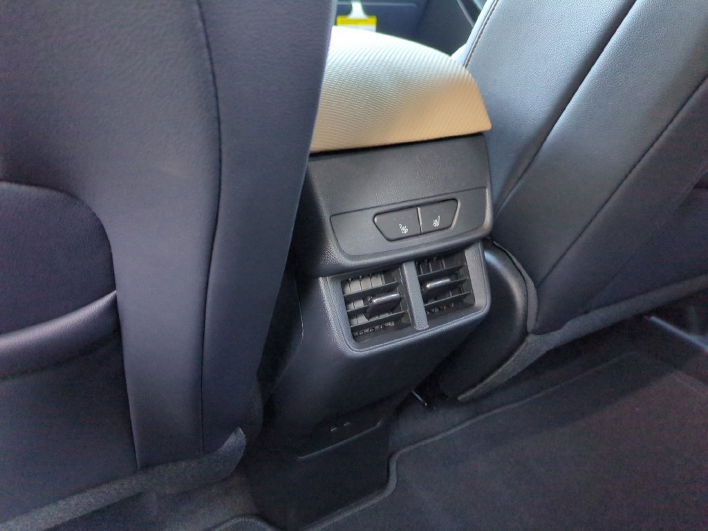 New 2027 Chevrolet Equinox ACTIV w/ Convenience Package III FWD image 31