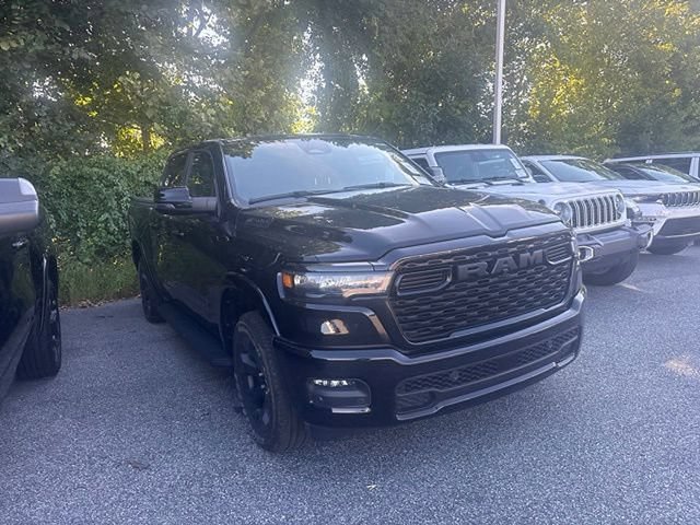 Used 2025 RAM 1500 Big Horn AWD/4WD image 33