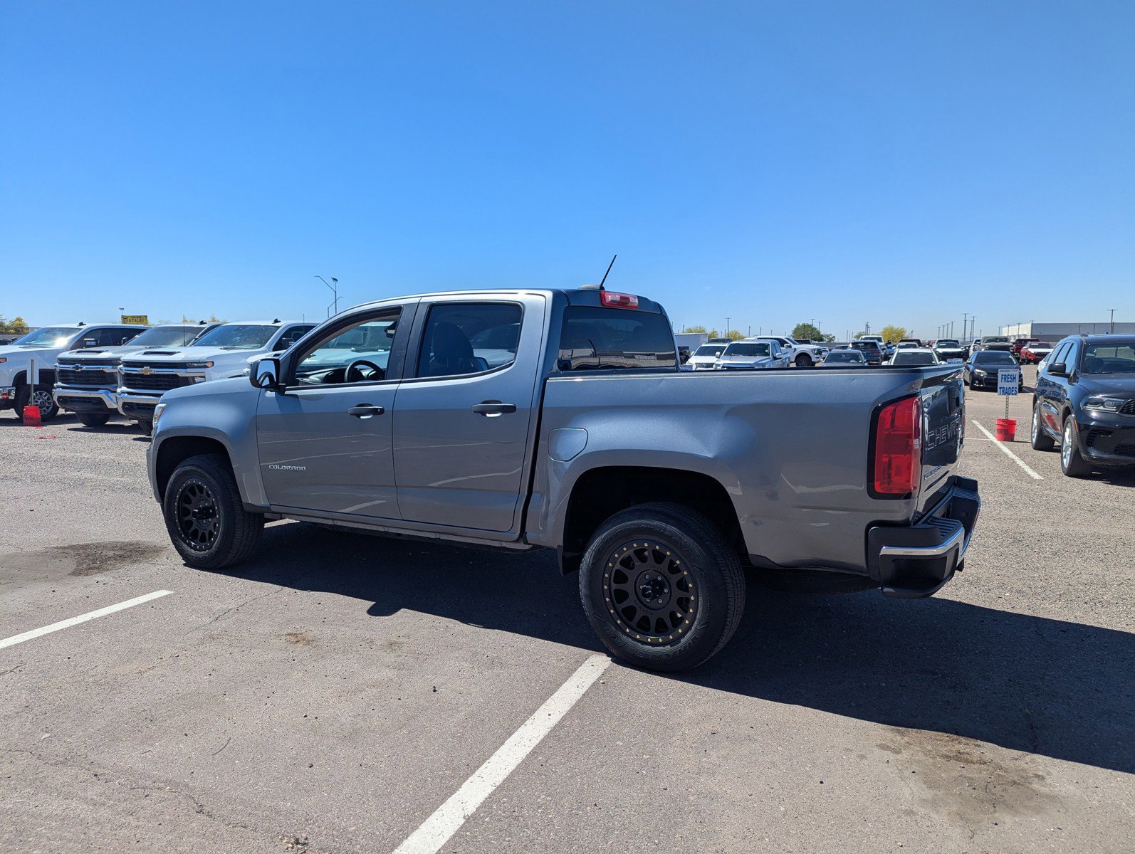 Used 2021 Chevrolet Colorado W/T w/ WT Convenience Package image 3