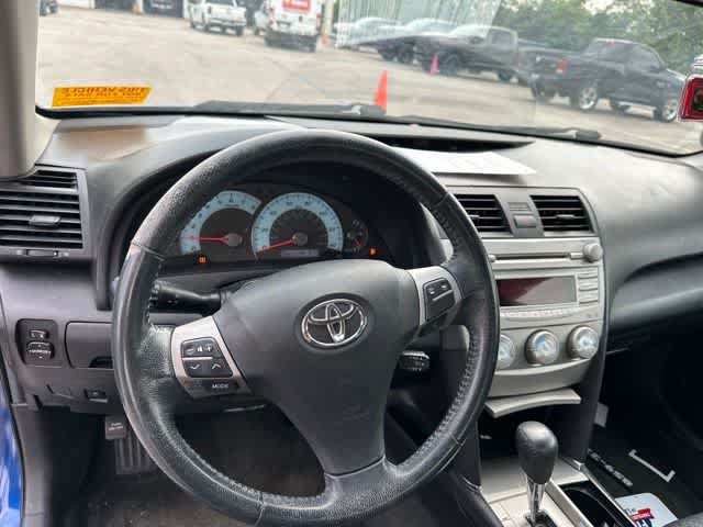 Used 2011 Toyota Camry SE w/ SE Extra-Value Pkg #1 FWD image 6