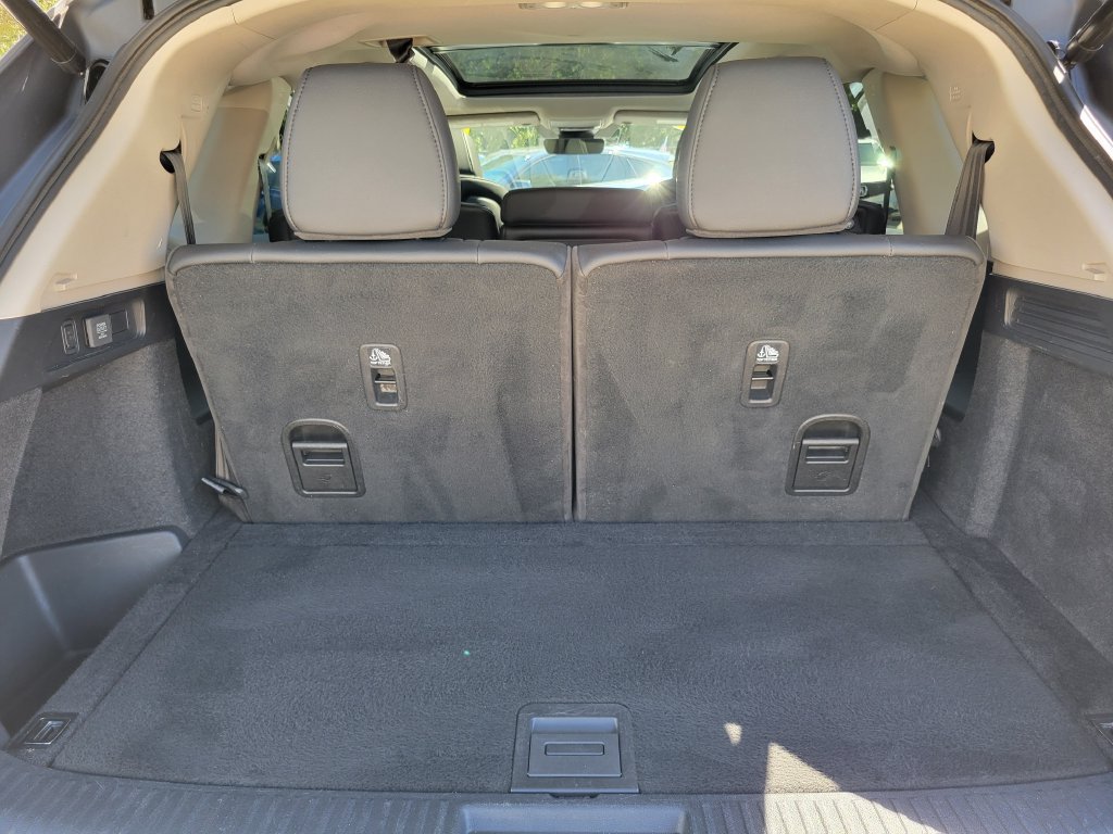 Used 2024 Acura MDX SH-AWD image 8