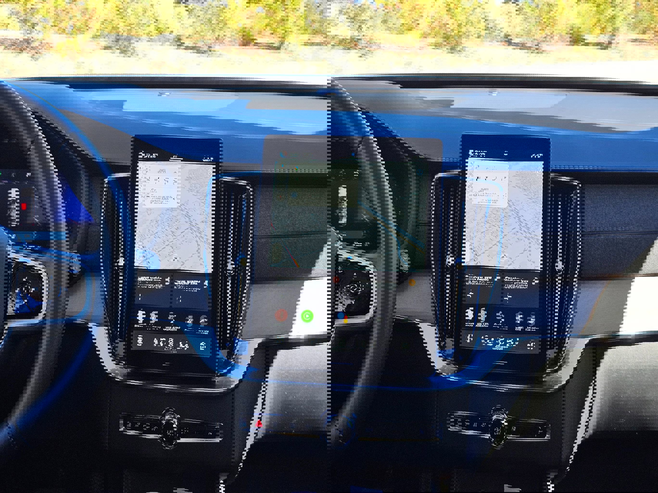 Used 2025 Volvo XC90 B6 Plus image 29