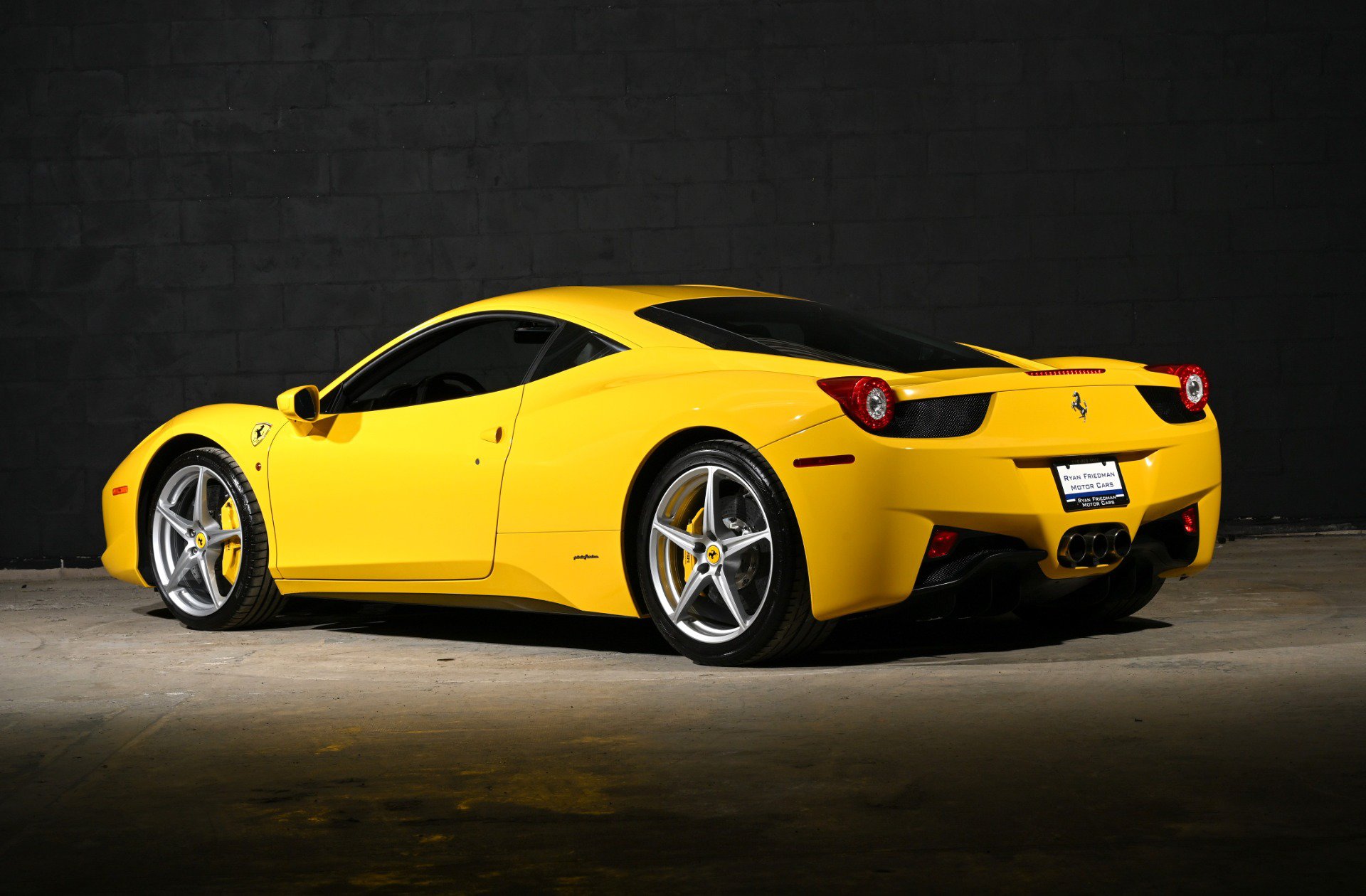 Used 2011 Ferrari 458 Italia Coupe RWD image 8