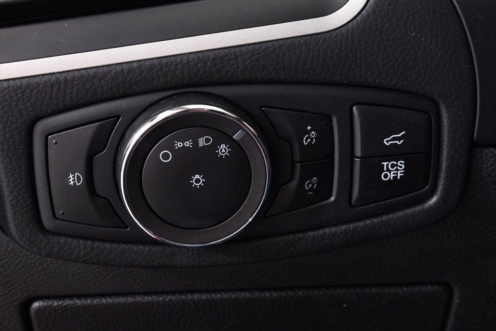 Used 2023 Ford Edge SEL w/ Convenience Package image 32