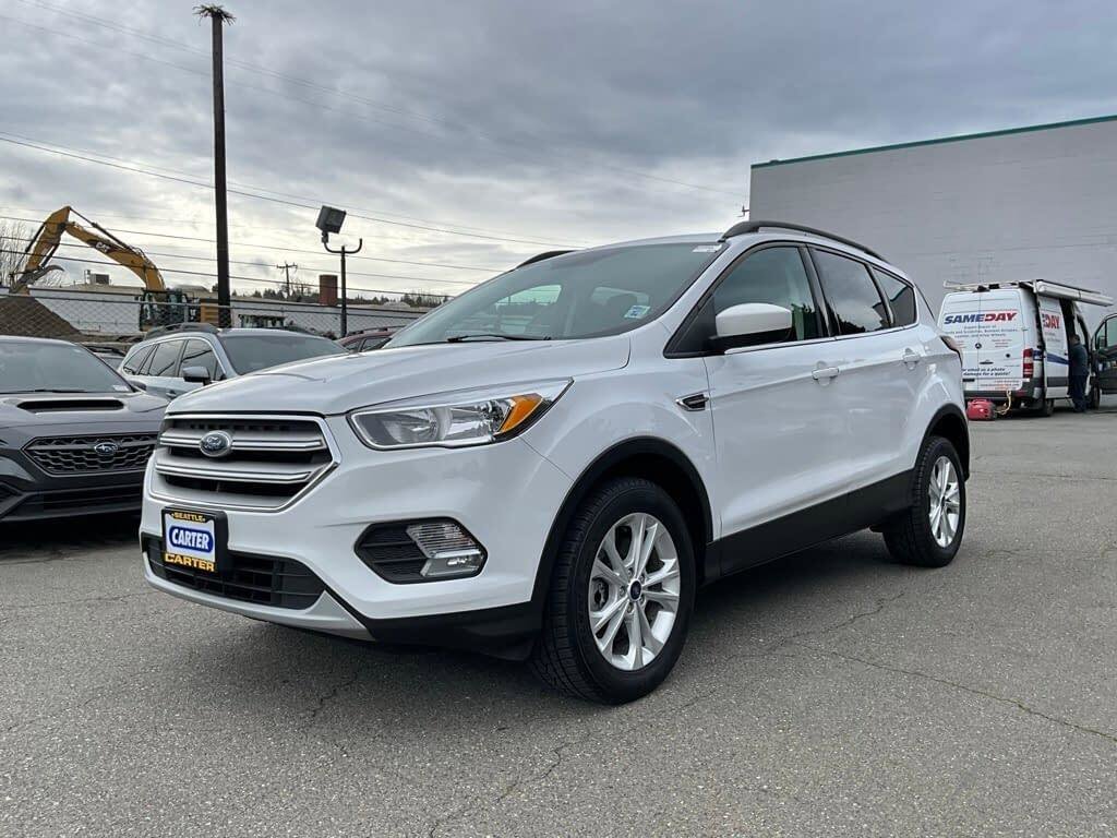 Used 2018 Ford Escape SE image 4