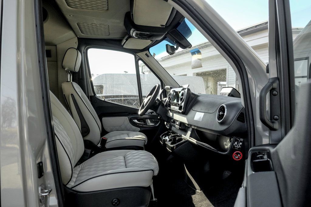 New 2026 Mercedes-Benz Sprinter 3500 image 30