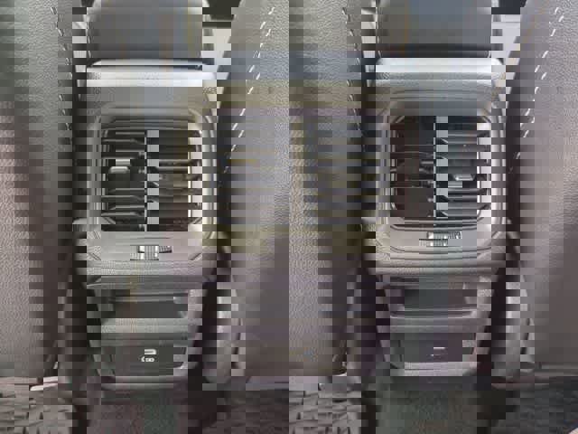 Used 2022 Volkswagen Taos SE image 38