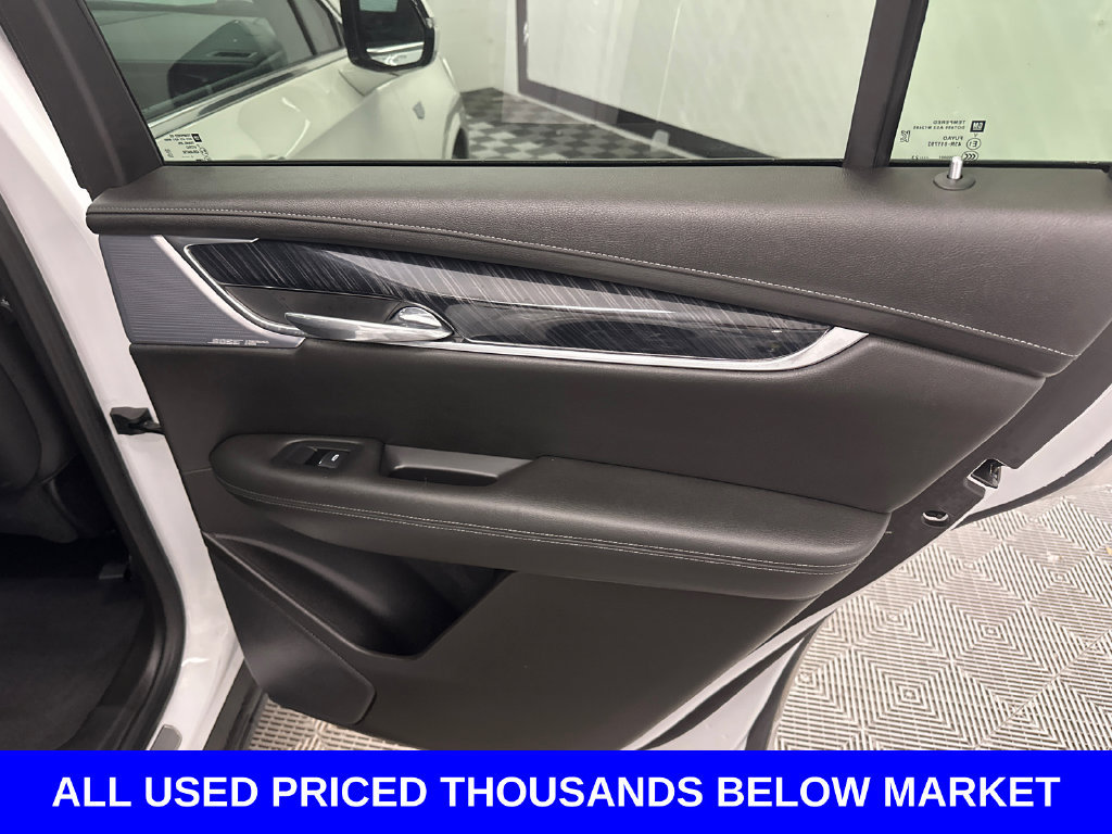 Used 2024 Cadillac XT6 Premium Luxury w/ LPO, Floor Liner Package AWD/4WD image 18