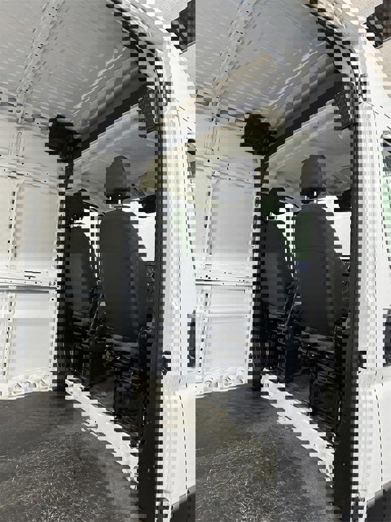 Used 2023 RAM ProMaster 2500 image 32