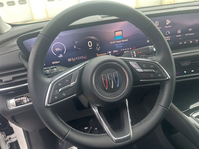 Used 2025 Buick Envision Preferred image 15