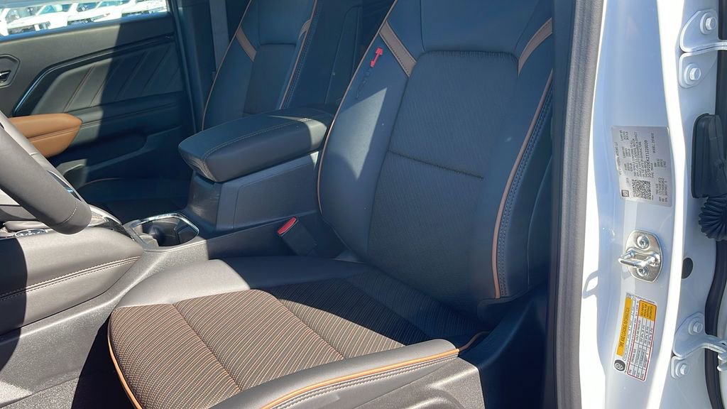New 2026 GMC Canyon AT4 w/ Technology Plus Package AWD/4WD image 13