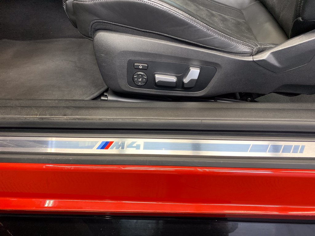 Used 2024 BMW M4 xDrive Competition AWD/4WD image 13