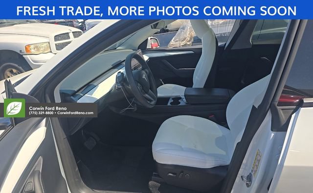 Used 2024 Tesla Model Y Long Range AWD/4WD image 8
