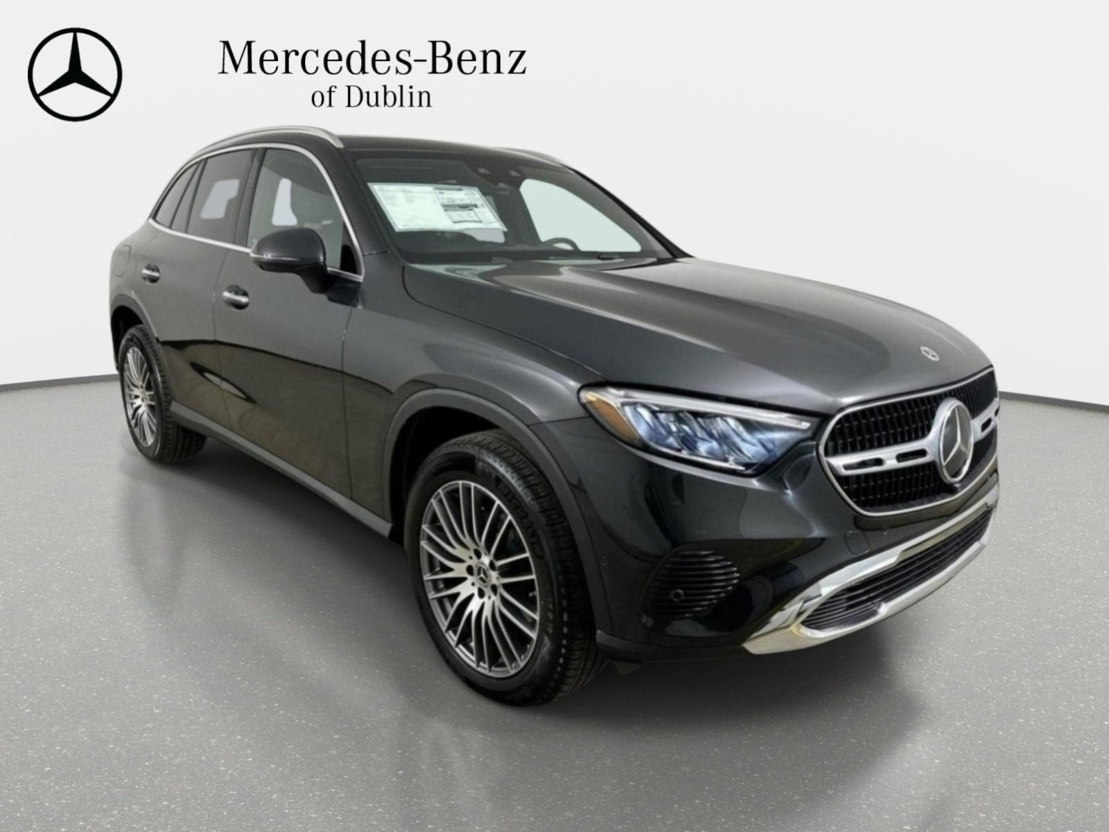 Used 2026 Mercedes-Benz GLC 300 4MATIC image 3