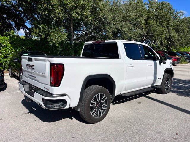 Used 2025 GMC Sierra 1500 AT4 w/ AT4 Premium Package AWD/4WD image 7