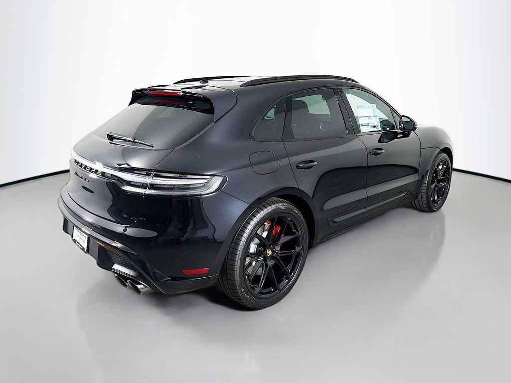 New 2026 Porsche Macan GTS AWD/4WD image 9