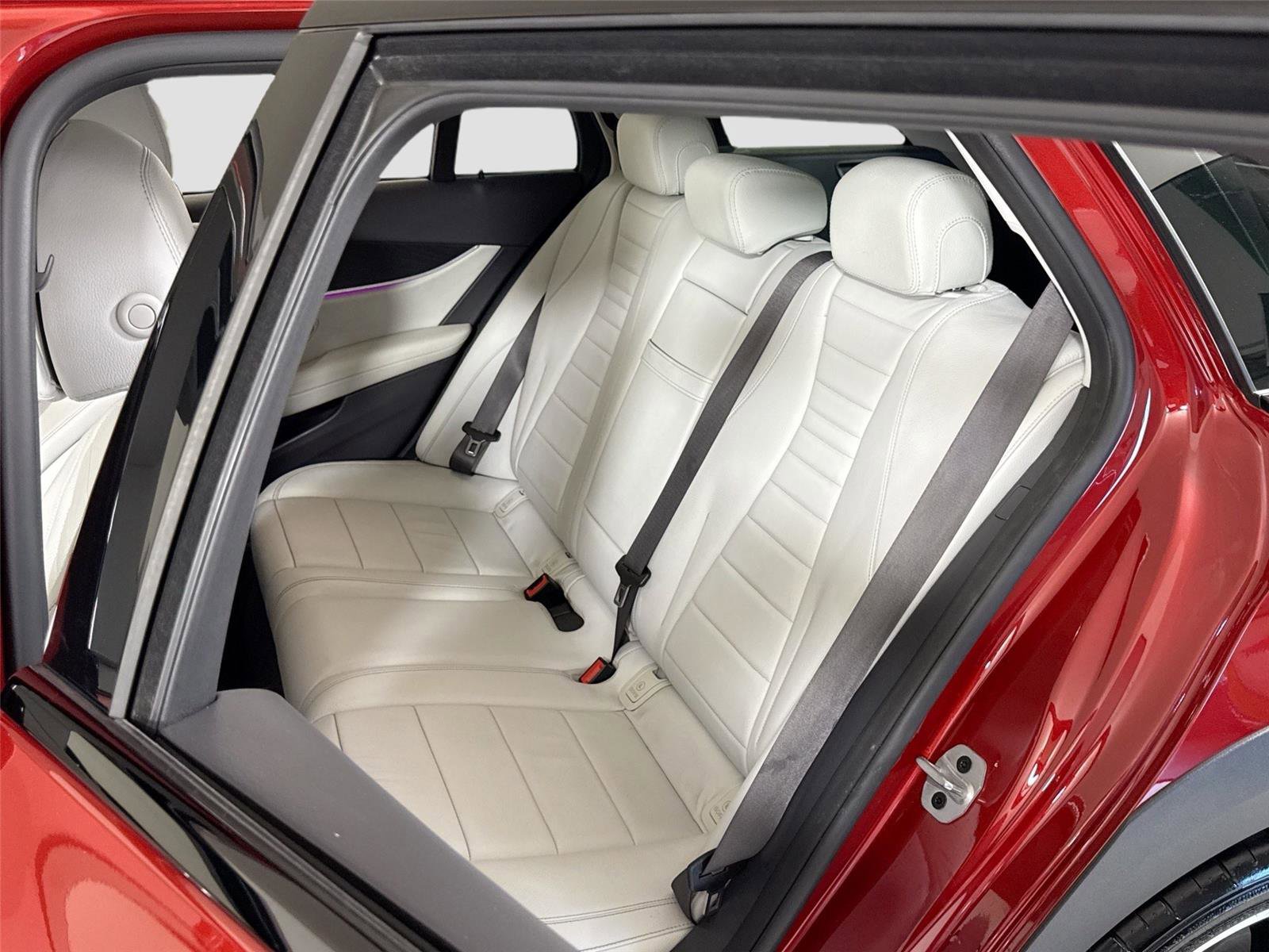 Used 2021 Mercedes-Benz E 450 4MATIC All-Terrain Wagon image 26