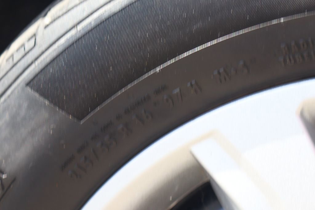 Used 2022 Ford Transit Connect XL image 40