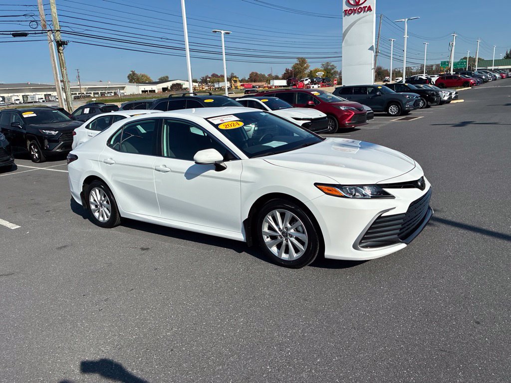 Used 2024 Toyota Camry LE FWD image 3