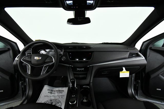 New 2026 Cadillac XT5 Luxury w/ LPO, Floor Liner Package FWD image 25