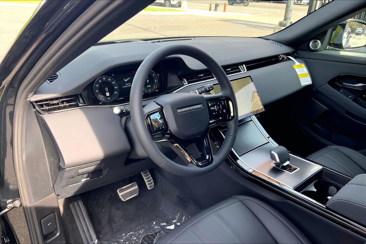 New 2026 Land Rover Range Rover Evoque Hoxton AWD/4WD image 8