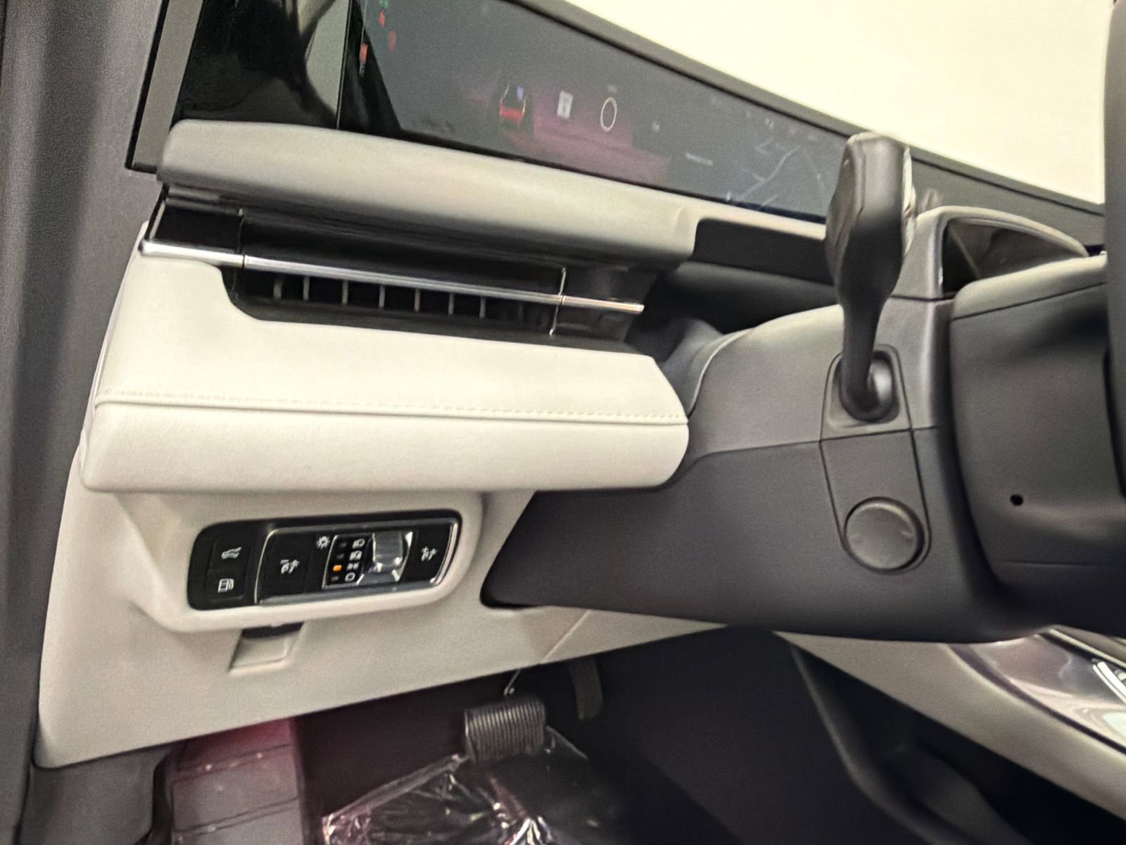 New 2026 Lincoln Nautilus Reserve AWD/4WD image 34