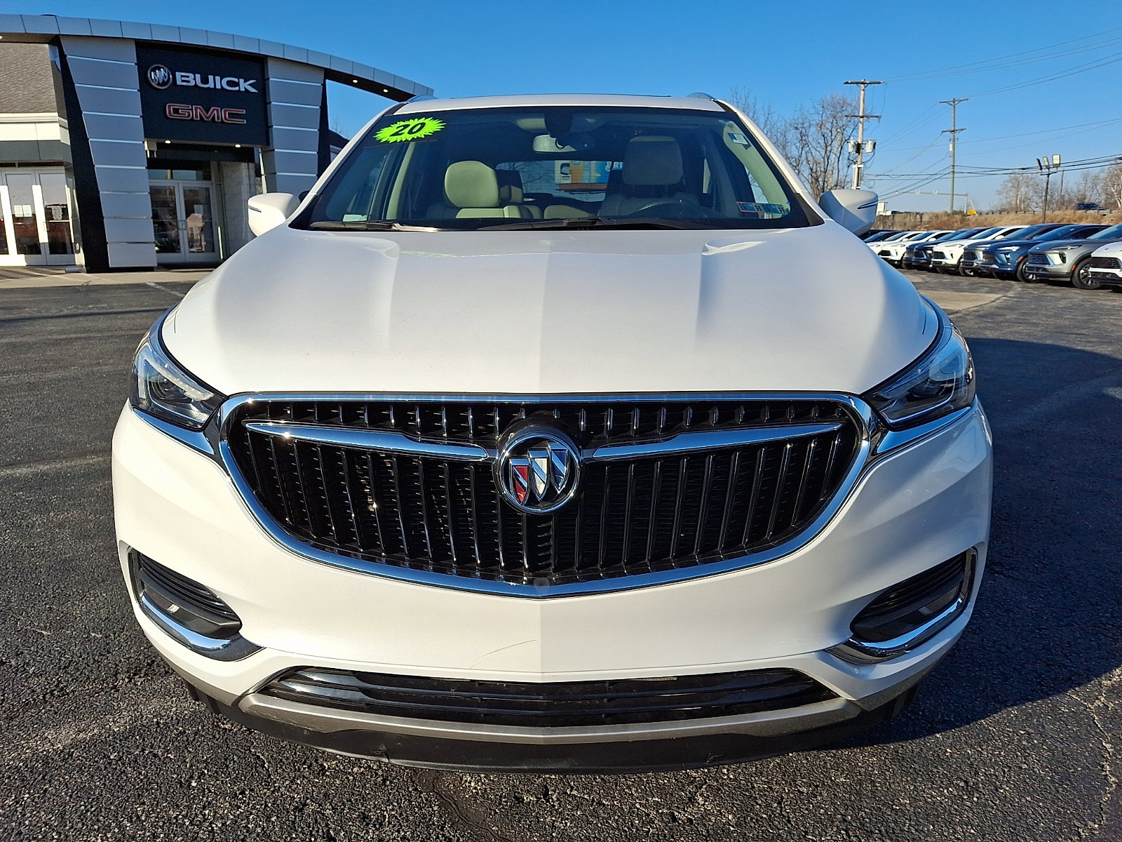 Used 2020 Buick Enclave Essence w/ Sound and Sites Package image 2