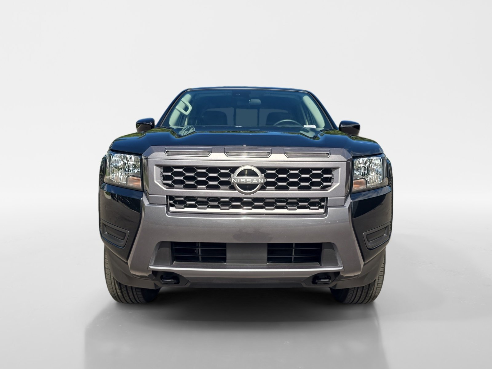 Certified 2025 Nissan Frontier SV AWD/4WD image 9