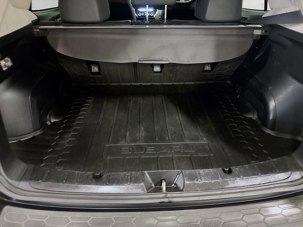 Used 2018 Subaru Crosstrek 2.0i Limited image 32