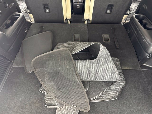 Used 2022 Subaru Ascent Limited w/ Technology Package AWD/4WD image 33