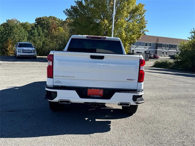 Used 2024 Chevrolet Silverado 1500 RST w/ Z71 Off-Road Package image 5