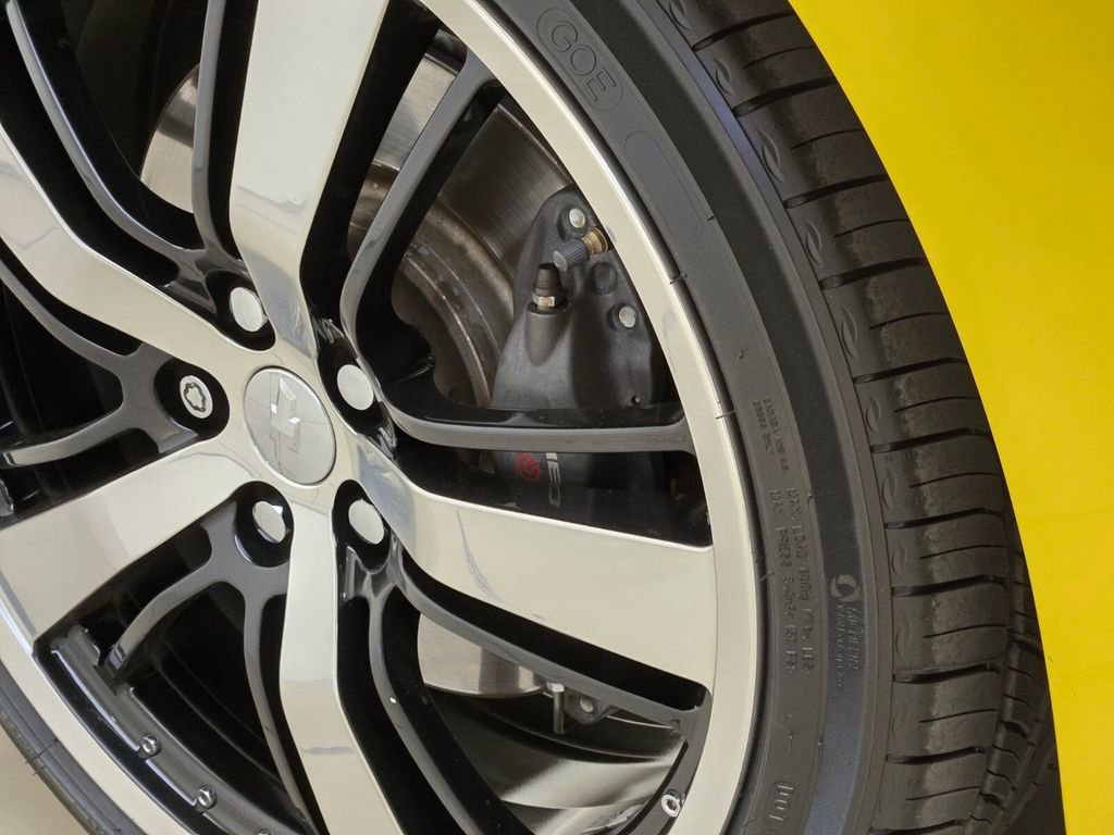 Used 2010 Chevrolet Camaro SS w/ RS Package image 14