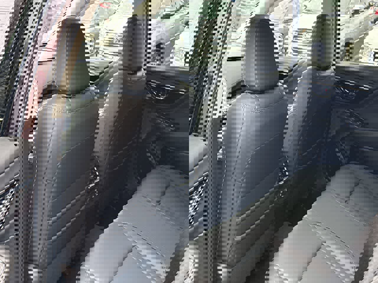 Used 2024 Subaru Outback Touring image 17