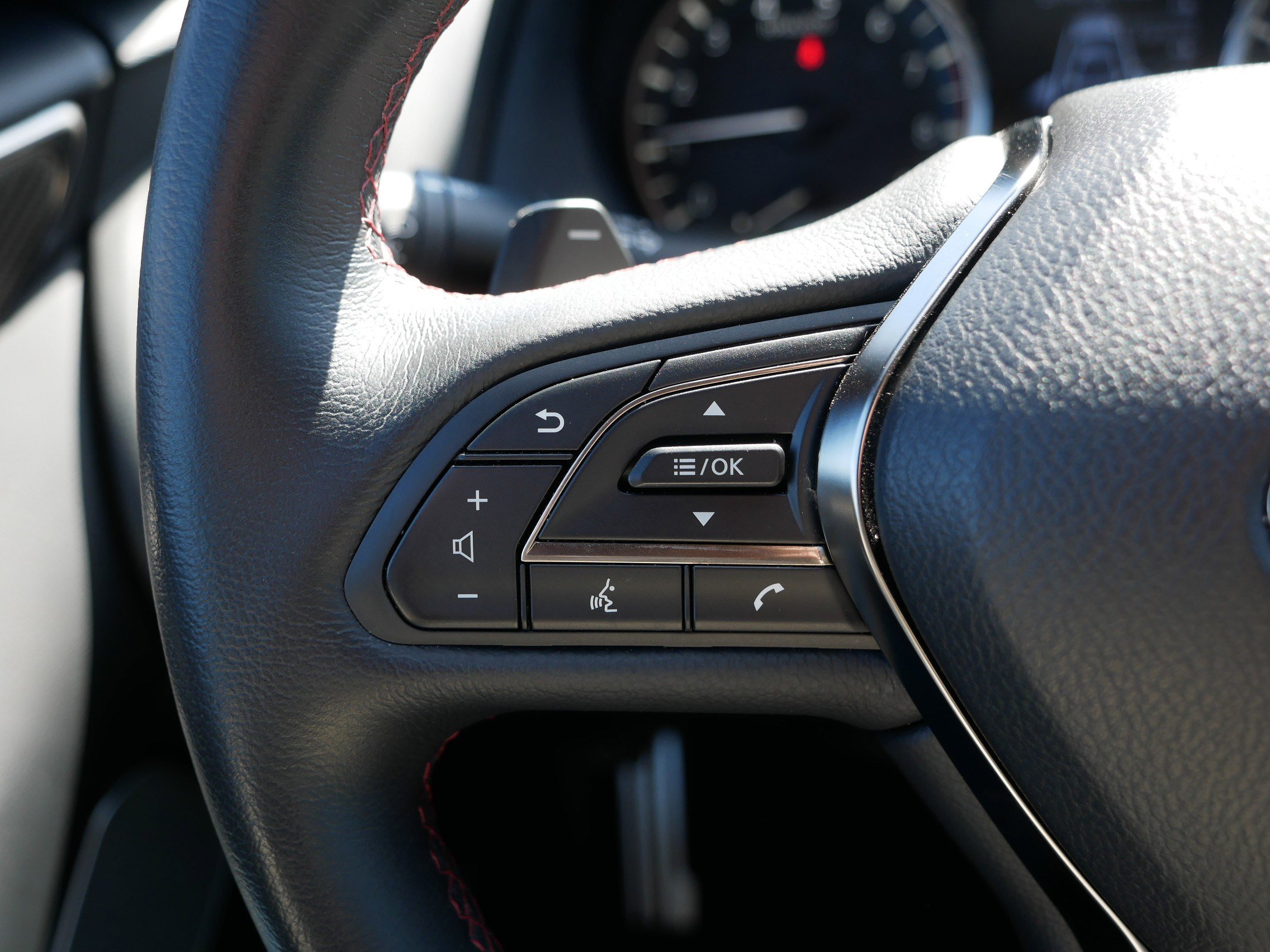 Certified 2023 INFINITI Q50 Red Sport 400 w/ Black Opal Edition image 31