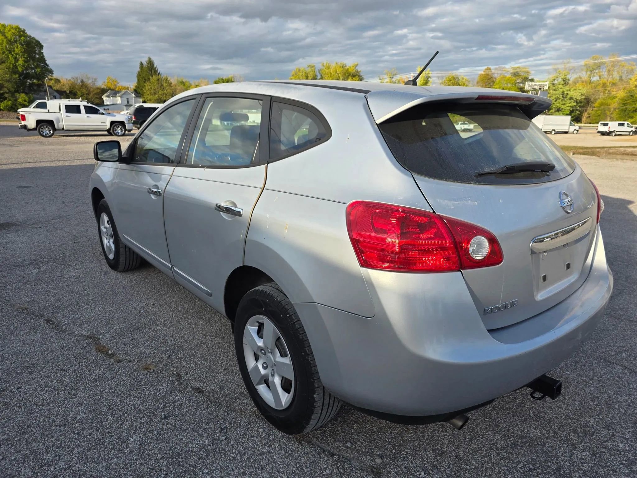 Used 2013 Nissan Rogue S image 6