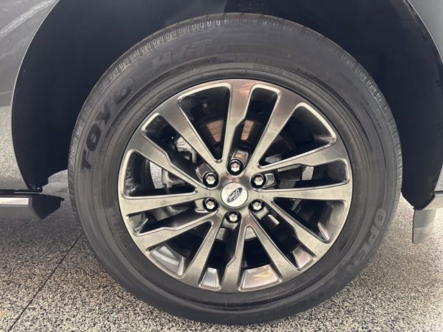 Used 2020 Ford Expedition Max Limited image 31