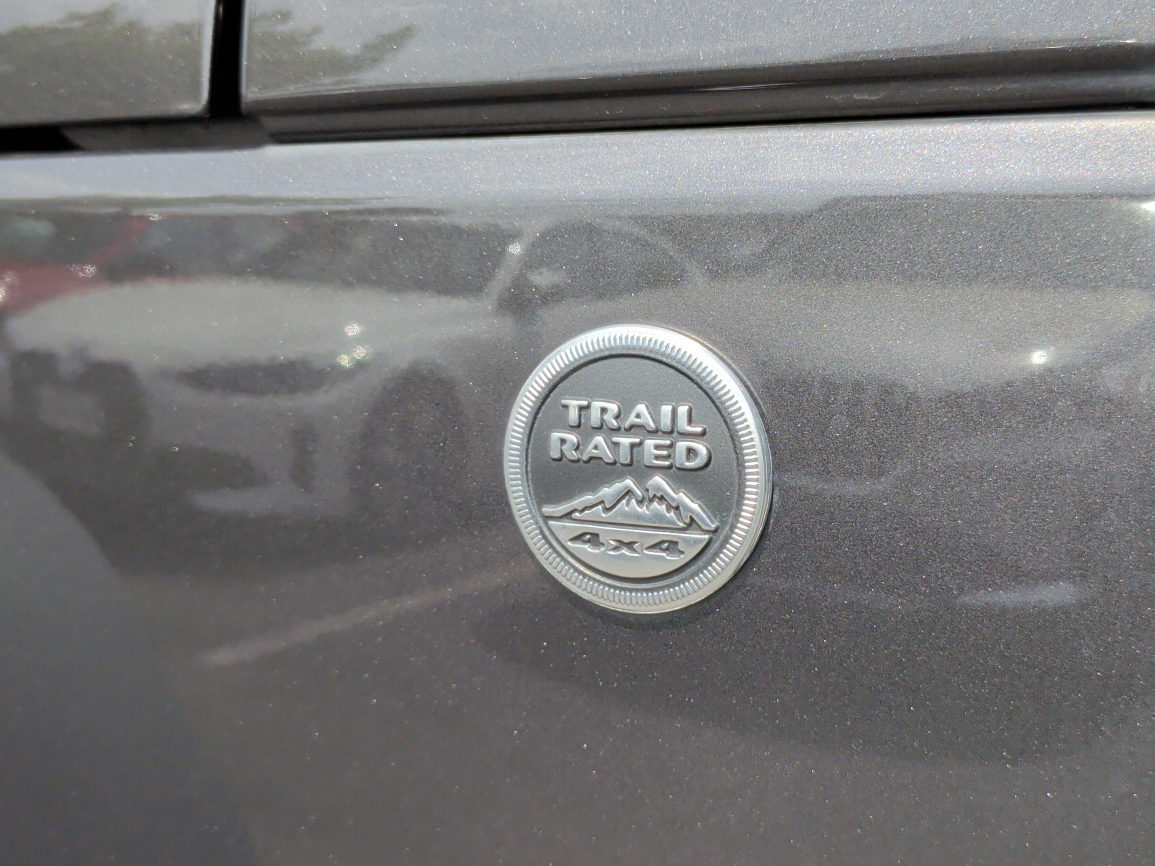 Used 2016 Jeep Wrangler Unlimited Rubicon w/ Connectivity Group image 13