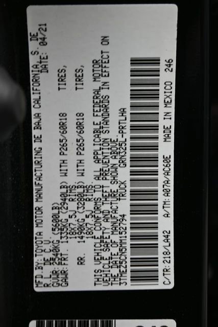 Used 2021 Toyota Tacoma Limited RWD image 4